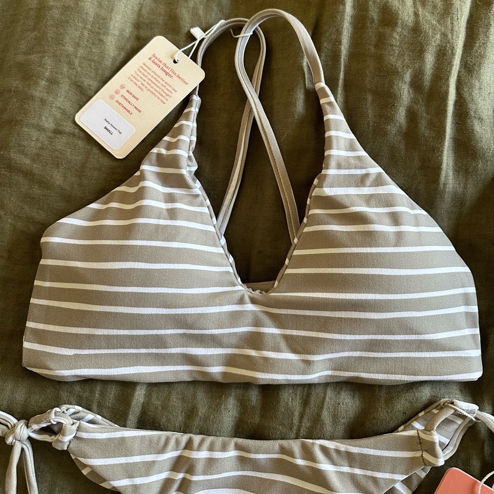 Women’s Midori striped bikini matching set - Picture 4 of 10